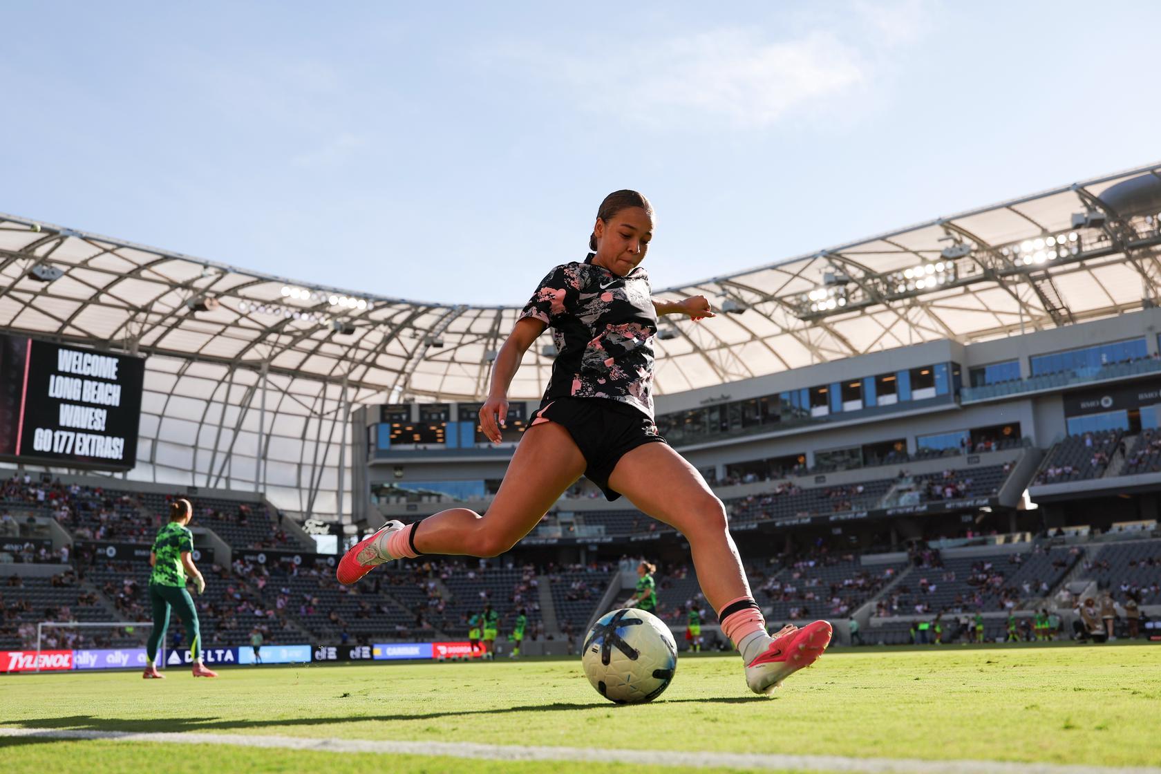 Angel City FC Travels To Face North Carolina Courage